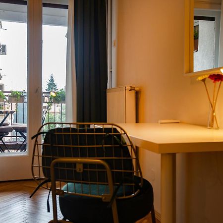 בוקרשט Ultracentral Hong Kong 3 Bdrm Apartment מראה חיצוני תמונה