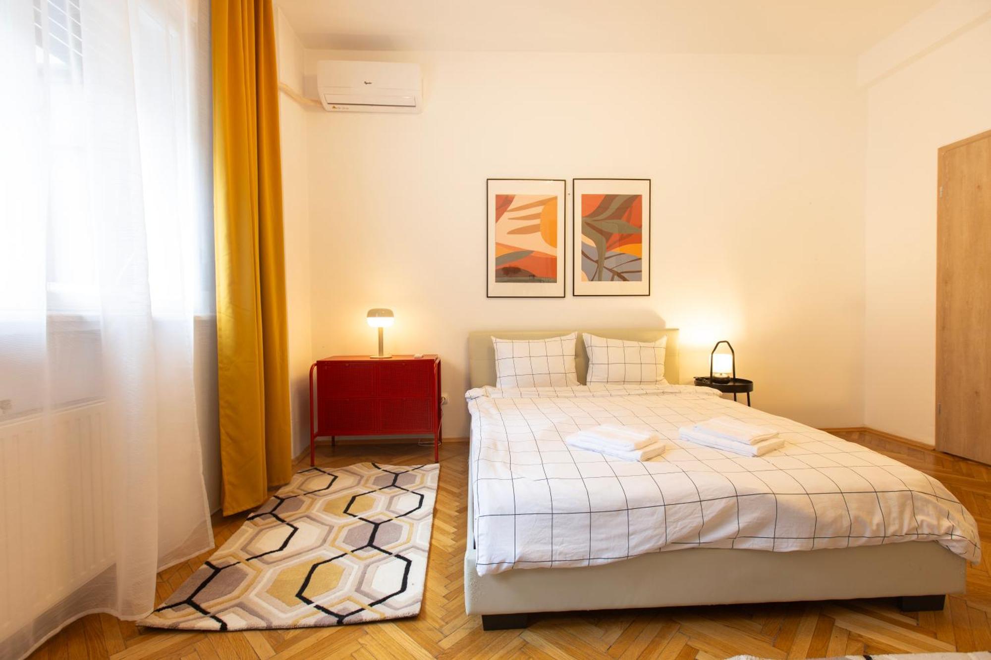 בוקרשט Ultracentral Hong Kong 3 Bdrm Apartment מראה חיצוני תמונה