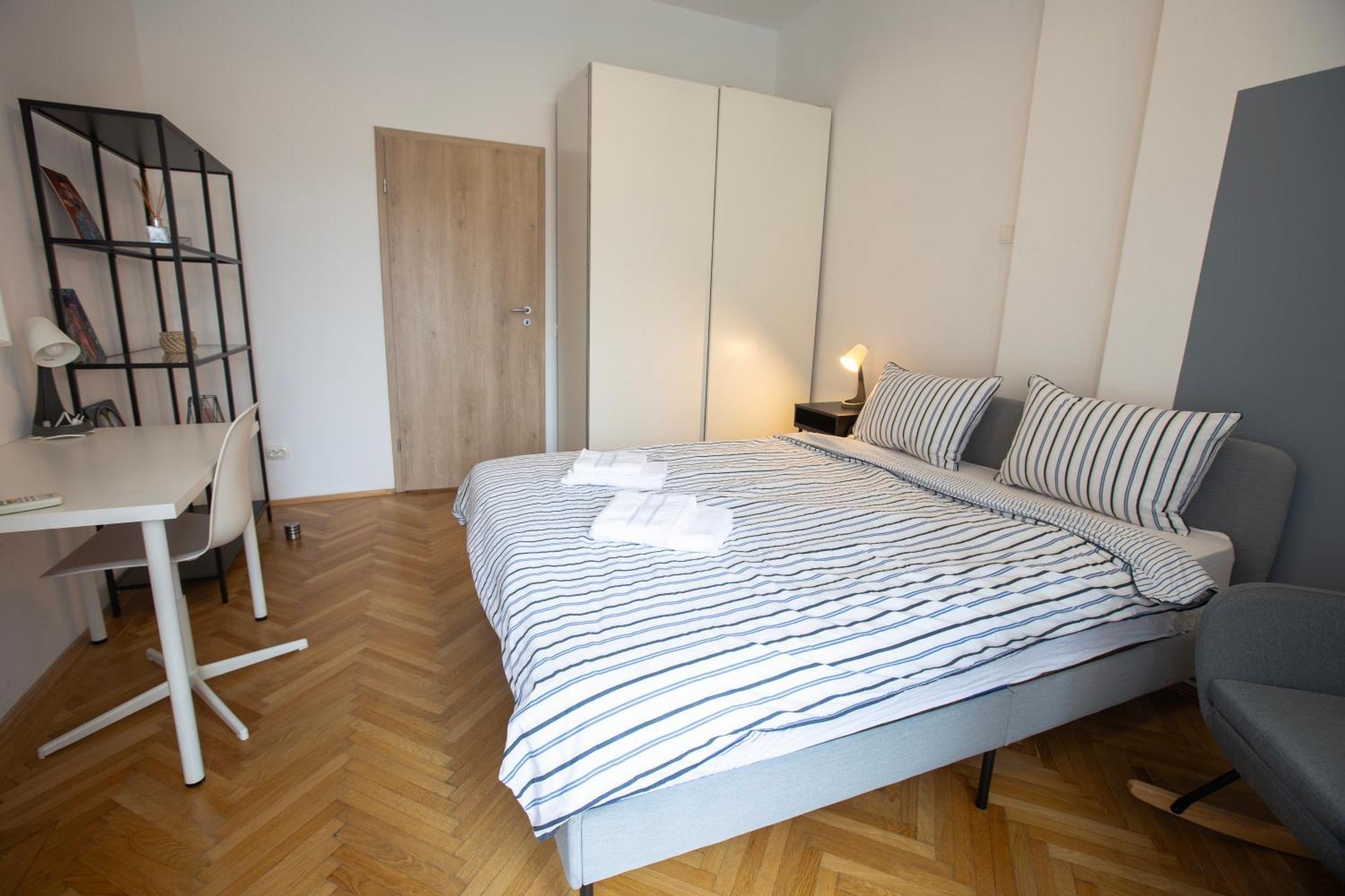 בוקרשט Ultracentral Hong Kong 3 Bdrm Apartment מראה חיצוני תמונה